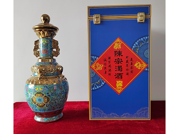 陈宗浊酒珐琅彩瓶装